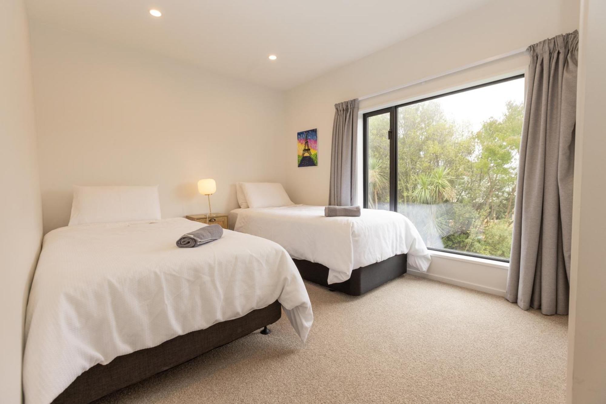 Addington Soho Two Bedroom Townhouse Christchurch Exterior photo